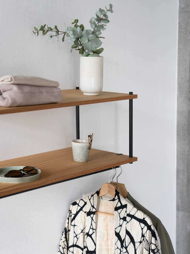 Kleiderschrank-Set – Hängender Kleiderschrank Single L1 und Standregal Single L1 für den Großhandel von Kuudu.de