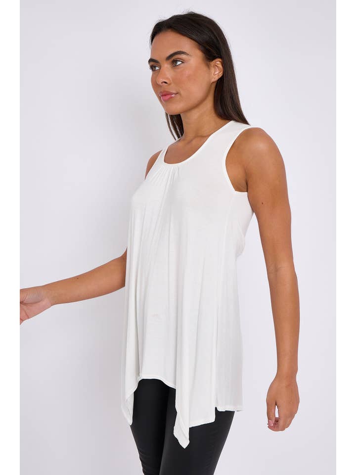 Aftershock London – wholesale Tunic – Women’s – White Sleeveless Top With Asymmetric Hem3