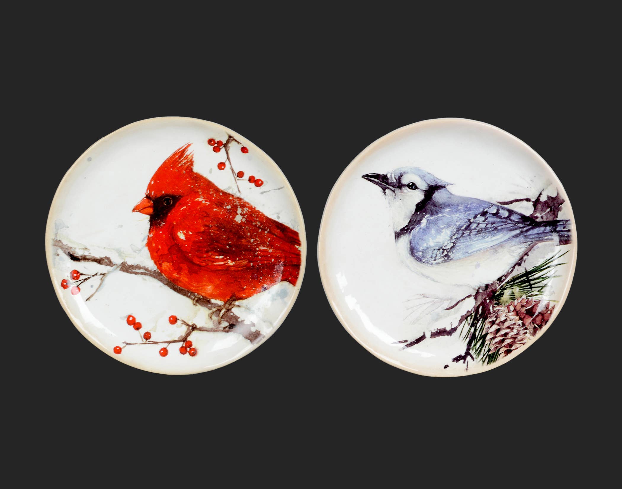 Christmas Tradition - Vente Assiette - 2 assiettes blanches 5" avec geai bleu et cardinal0