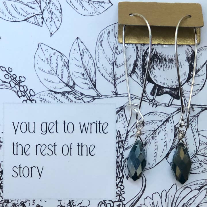 Si arriva a scrivere il resto della storia - cristalli blu cielo per la vendita all'ingrosso da parte di Ruthie and Olive | 3 meals donated for every necklace