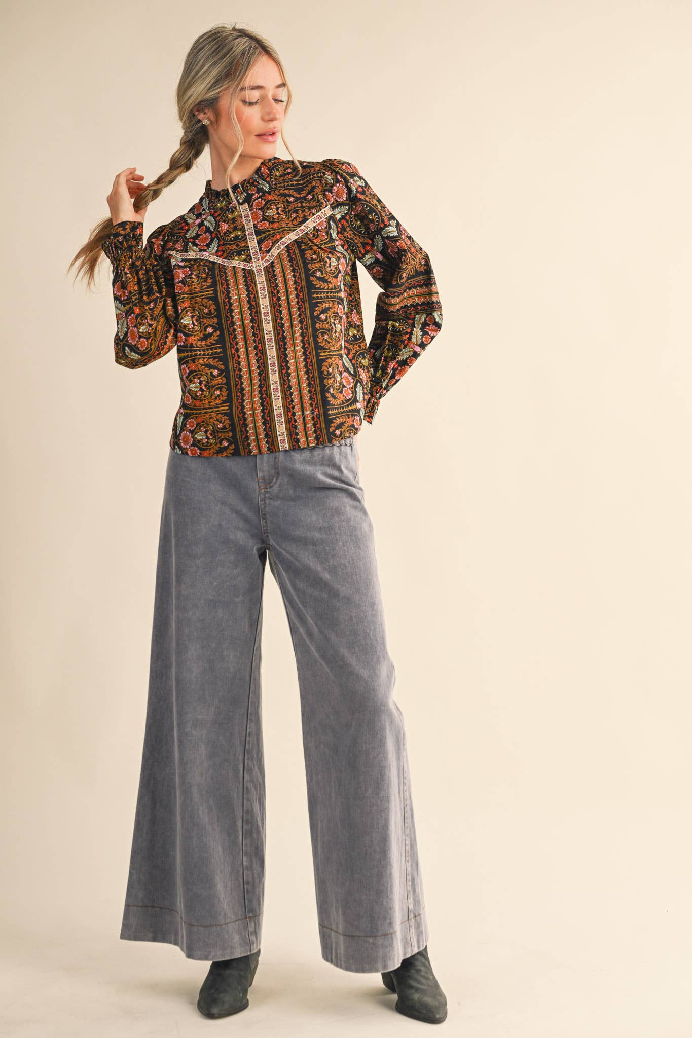 &MERCI - Wholesale Blouse - Women's - EXCLUSIVE FLORAL PRINT TOP WITH FLORAL TRIM MTP45285