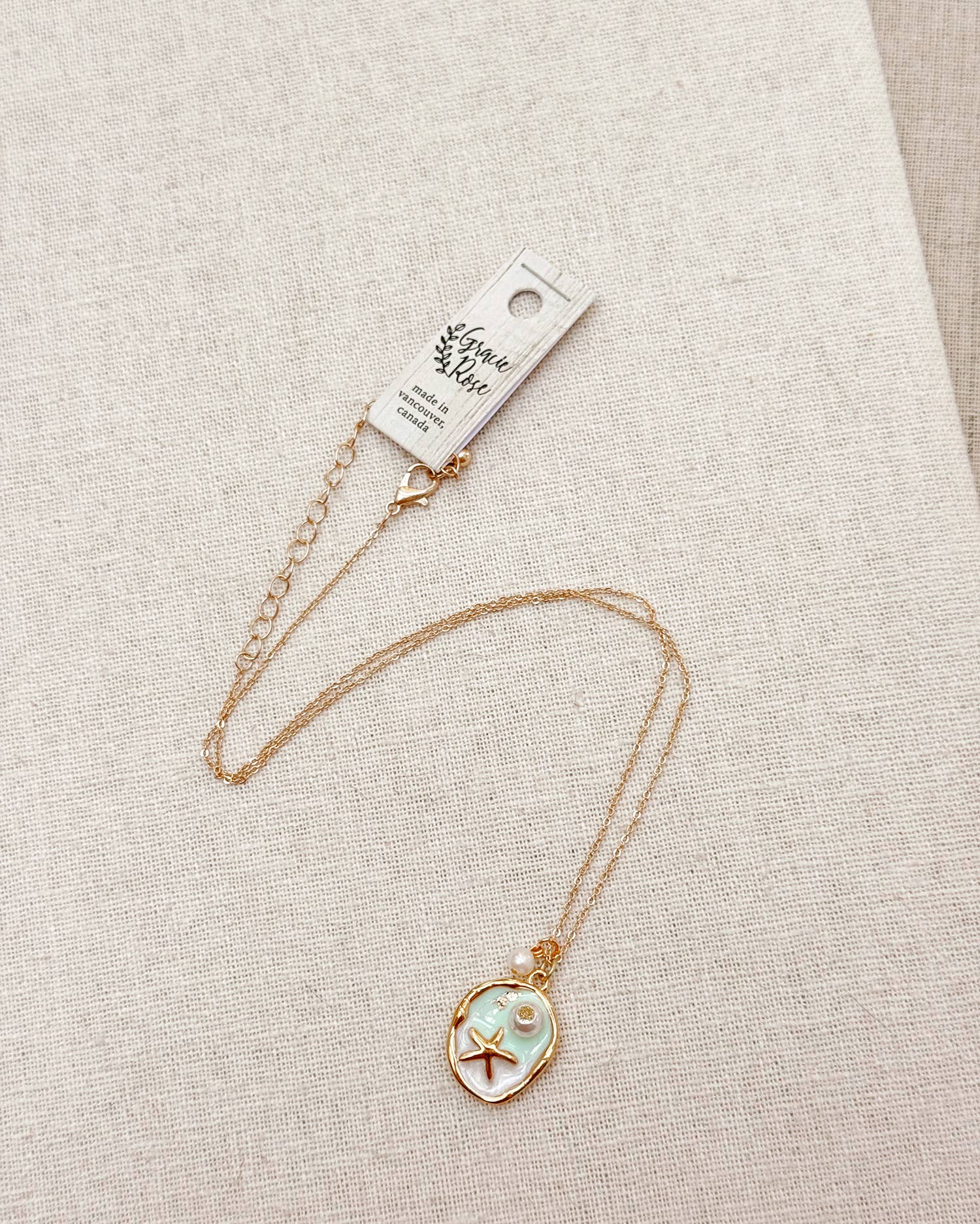 Gracie Rose Designs – wholesale Pendant/charm necklace – Starfish & Pearl Beach Charm Gold Necklace3