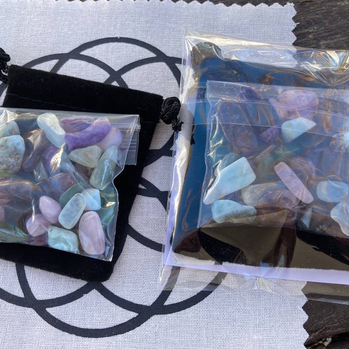 Joshua Tree Gems - Wholesale Spiritual Stone/Crystal - Crystal Grid Kit Cosmic Connection Kit Grid Cloth Kit