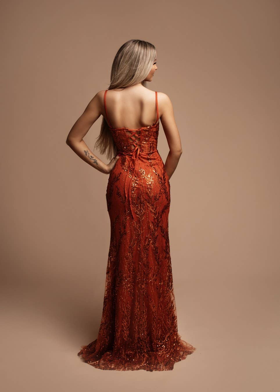 Eva & Lola - Epsilonn - Wholesale Gown - Women's - Long mermaid dress adorned with sequins - HM23631