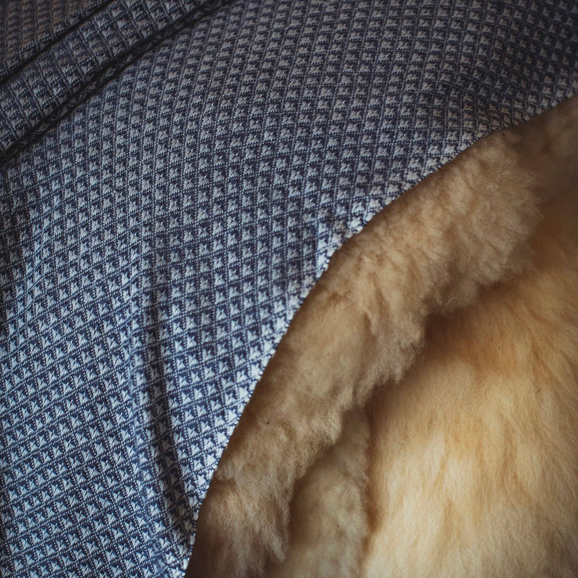 Moult – wholesale Throw blanket – Blue Hash Throw1