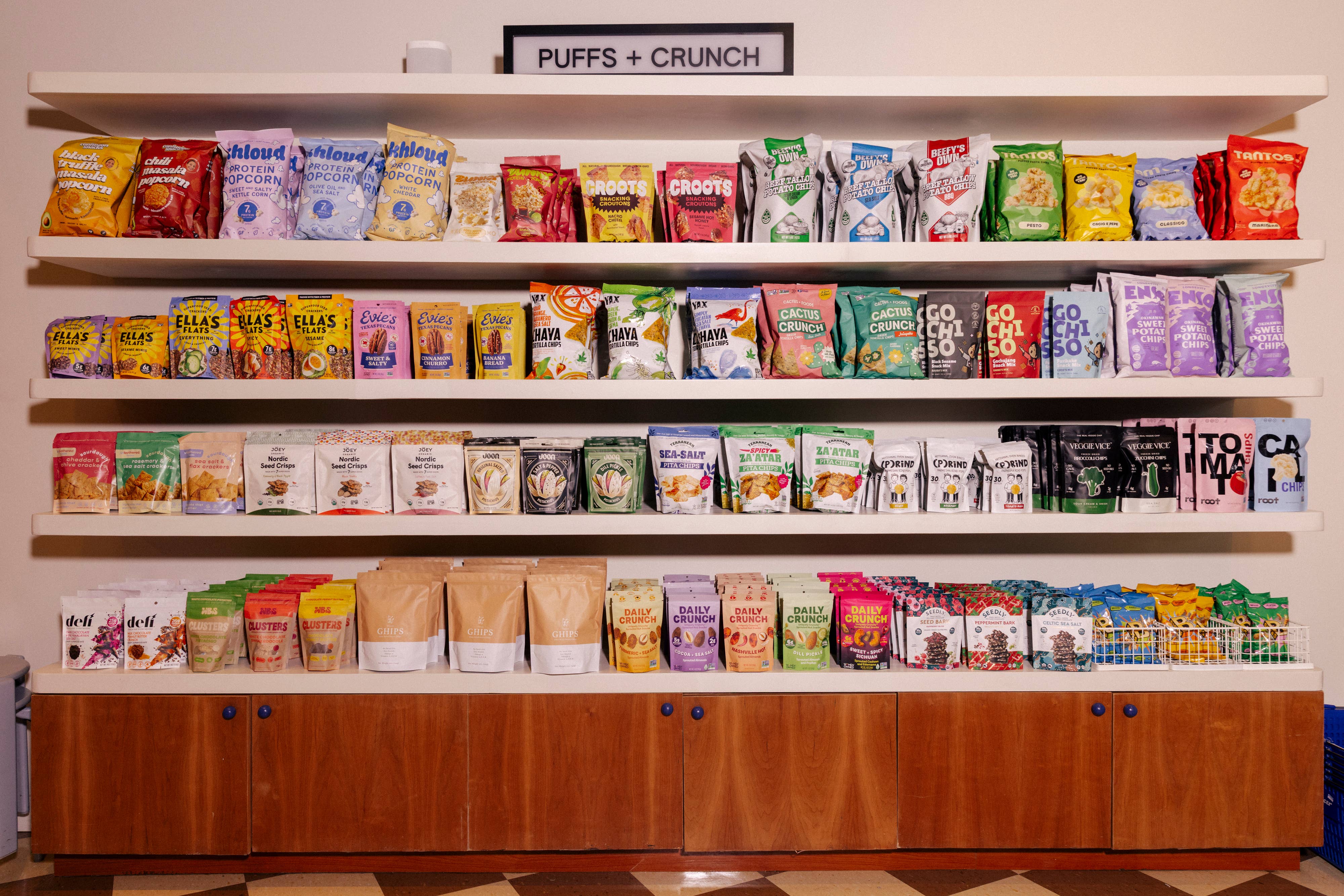 Joon - Wholesale Nuts - Joon Original Salted Pistachios - 4.5oz Resealable Bag7