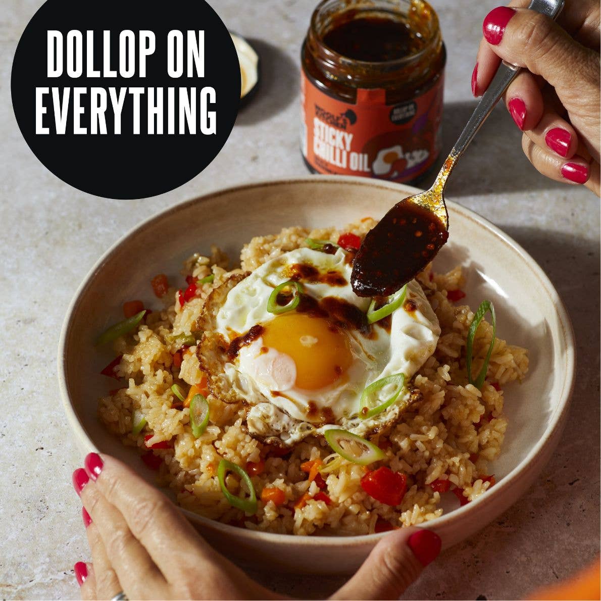 The Woolf's Kitchen – wholesale Hot sauce – Sticky Chilli Oil, 190g Jar4