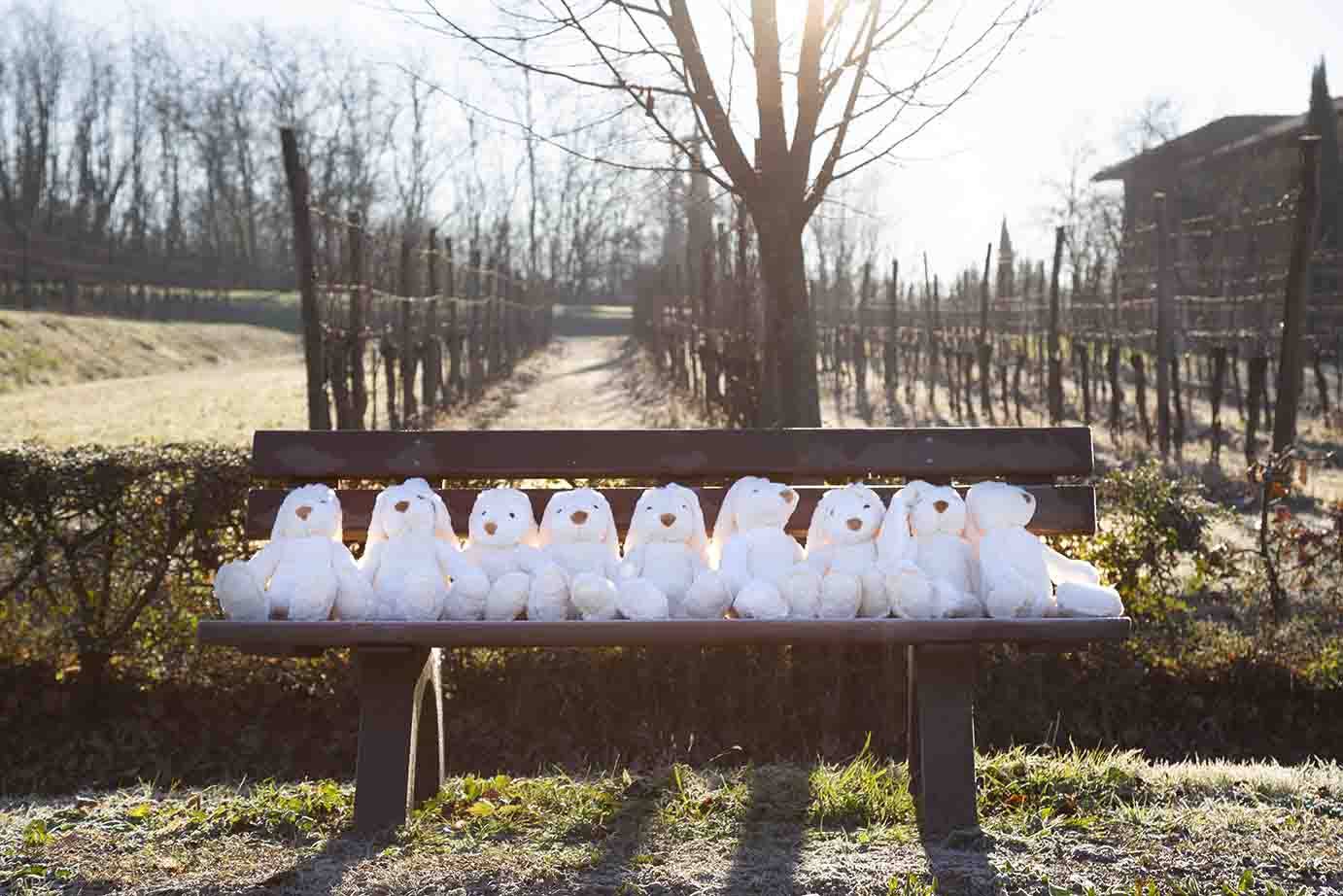 Fiorirà un giardino - Wholesale Decorative Tabletop Object - Bianconiglio Decorative Rabbit Long Ears H50 cm1