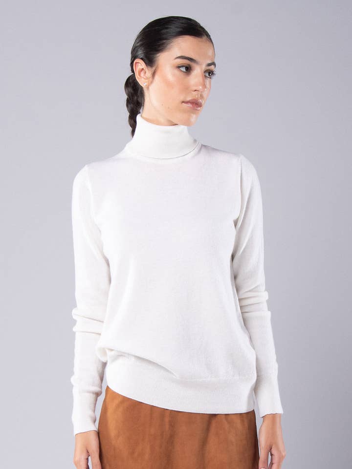 Rollkragenpullover aus Kaschmir in Rohweiß für den Großhandel von Achega Knitwear