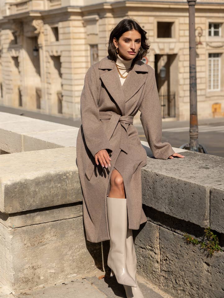 Belted long coat in blended wool for wholesale by Attentif Paris