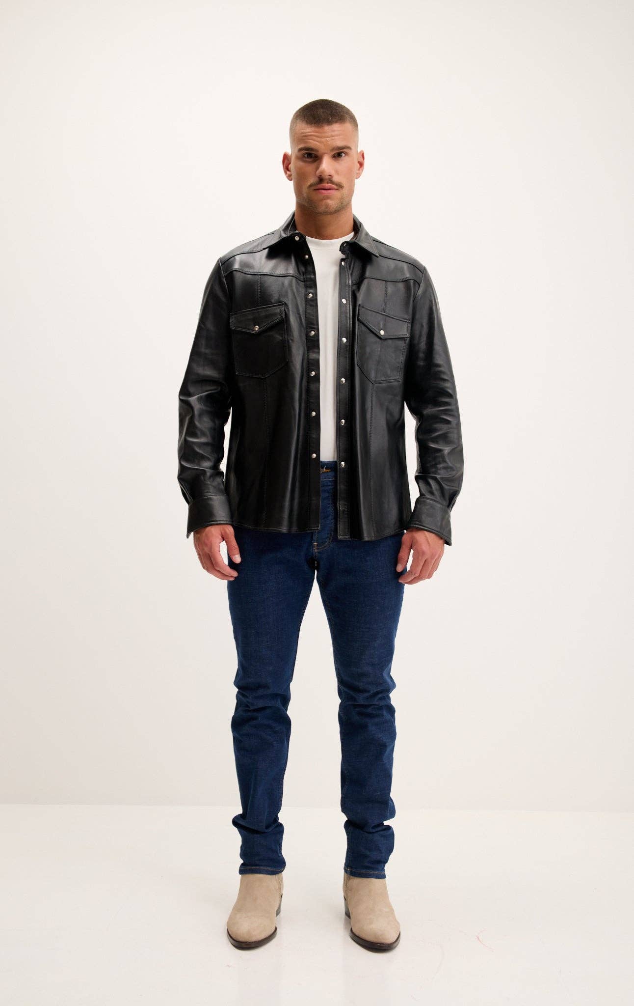 PRETO Camisa de Pele de Cordeiro Genuína Masculina - Preto para venda a revendedores na Faire9