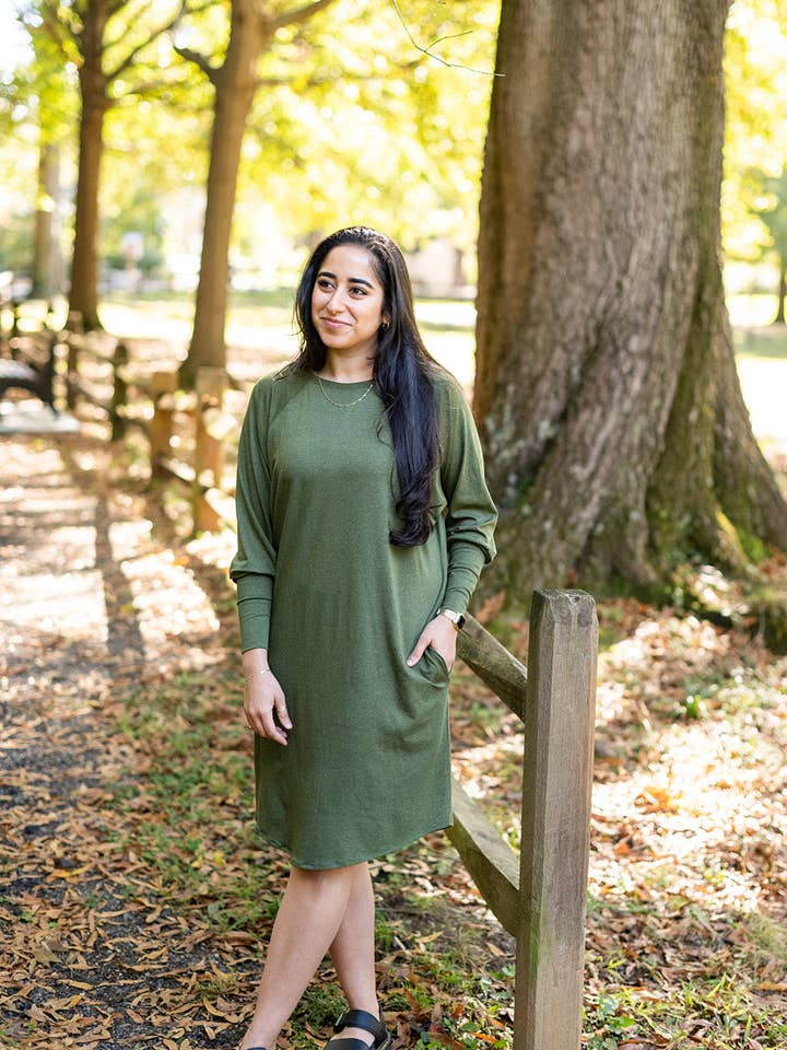 Knieriem Designs - Wholesale Dress - Women's - Green Rayon Jersey Long Sleeve Dress with Pockets3