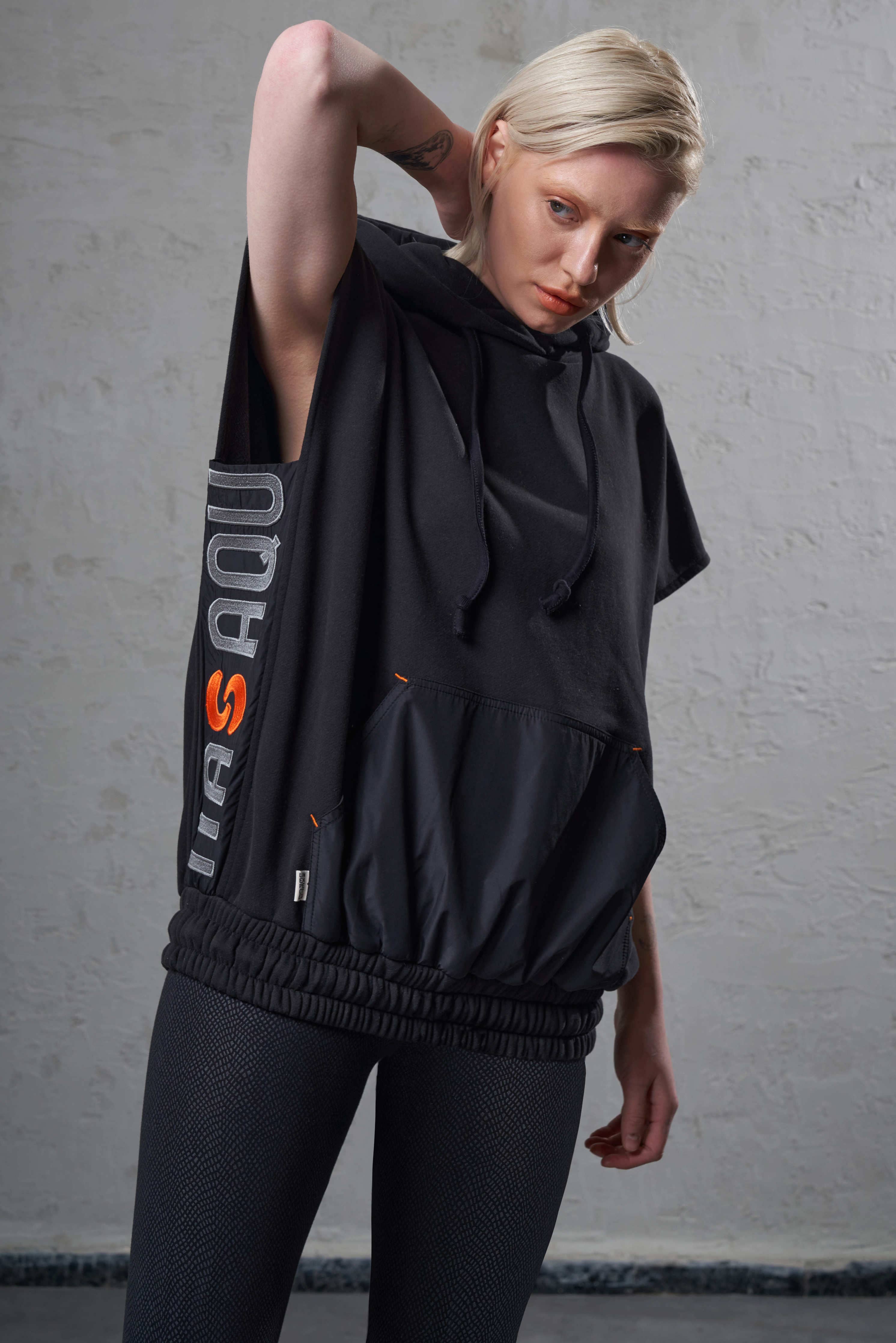 NASAQU - Vendita all'ingrosso Felpa con cappuccio - Donna - Felpa con cappuccio SUQU - Nero1