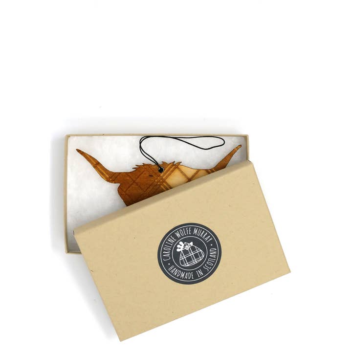 Studio Sunart - Wholesale Ornament - Laser Etched Wooden Highland Cow Head Decoration1