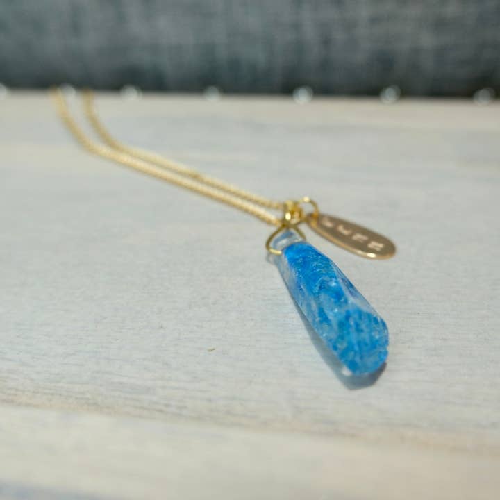 BlueButterflyBazaar - Wholesale Halskettinghanger - Finn's Kyber Crystal kleine hanger ketting Star Wars cadeau