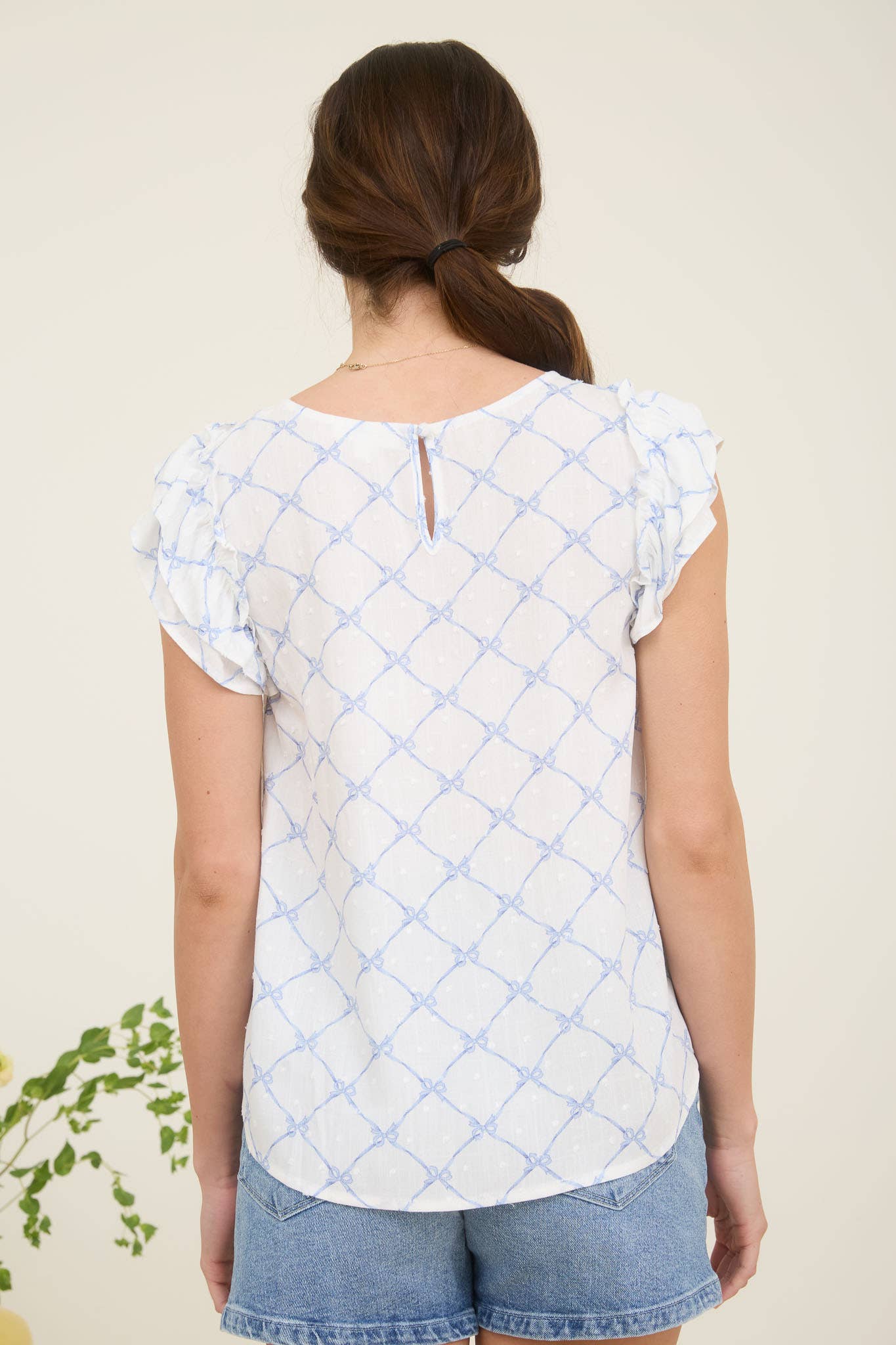 MINE - Wholesale Blouse - Dames - PLUS STRIK CLIP STIPPENPATROON BLOUSE MET RUCHESMOUWEN1