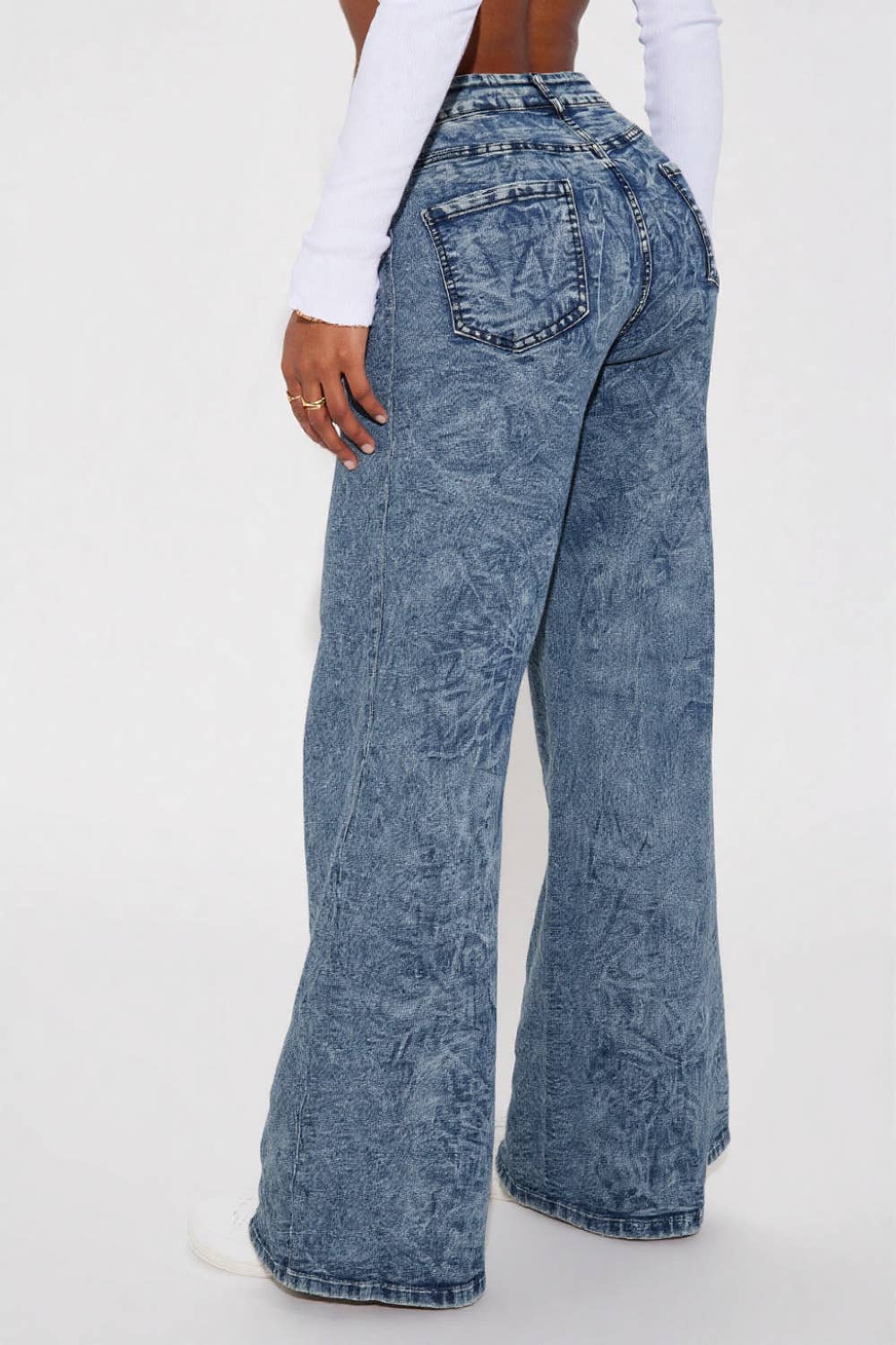 WIDE LEG DENIM JEANS for wholesale on Faire2