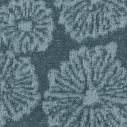 McKernan - Wholesale Scarf - Women's - Windrose – Large Wool Scarf with Plaited Floral Texture8