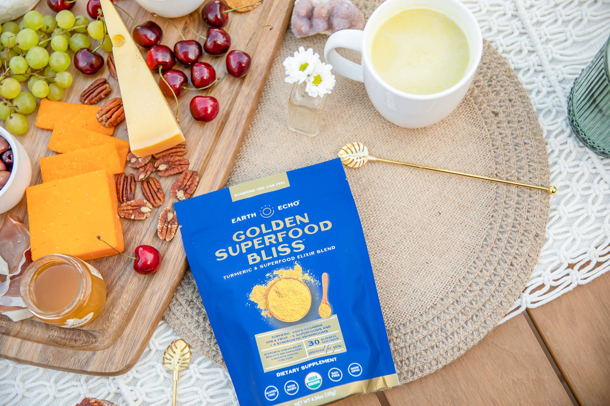 Earth Echo Foods - Wholesale Protein/Superfood Powder - Golden Bliss 30 Servings3