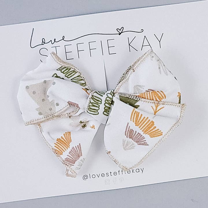 Fiocco a Girandola con Bordo Smerlato | Alberi Neutri | 2 Opzioni per la vendita all'ingrosso da parte di Love, Steffie Kay