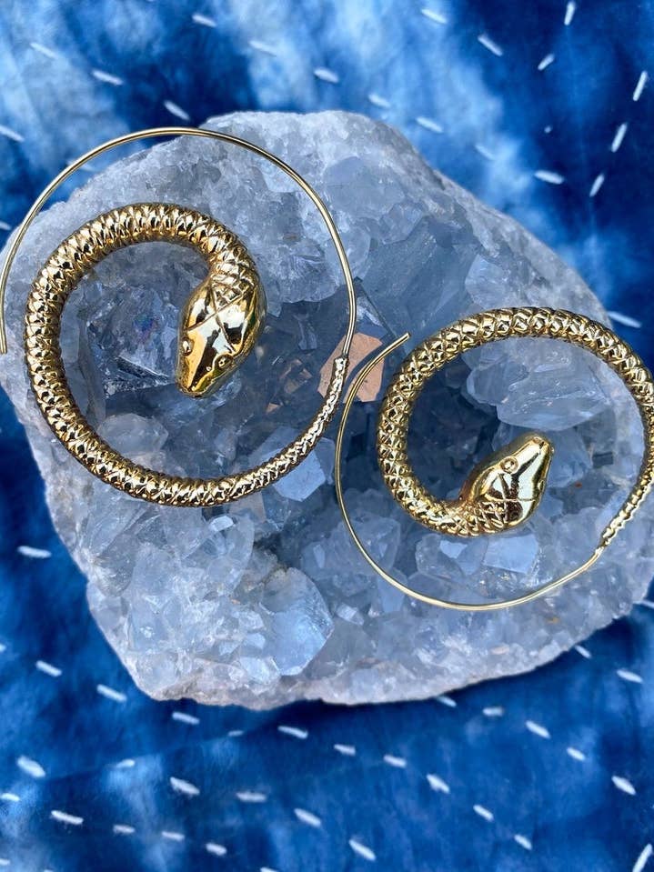 Slange Spiral messing øreringe for engroshandel hos ZEBA