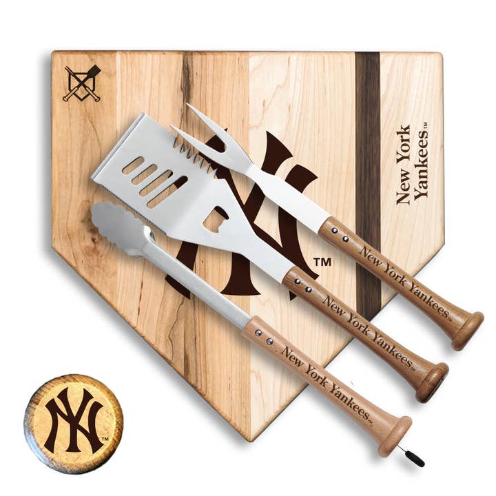 New York Yankees "Silver Slugger" Combo Set for wholesale by Baseball BBQ