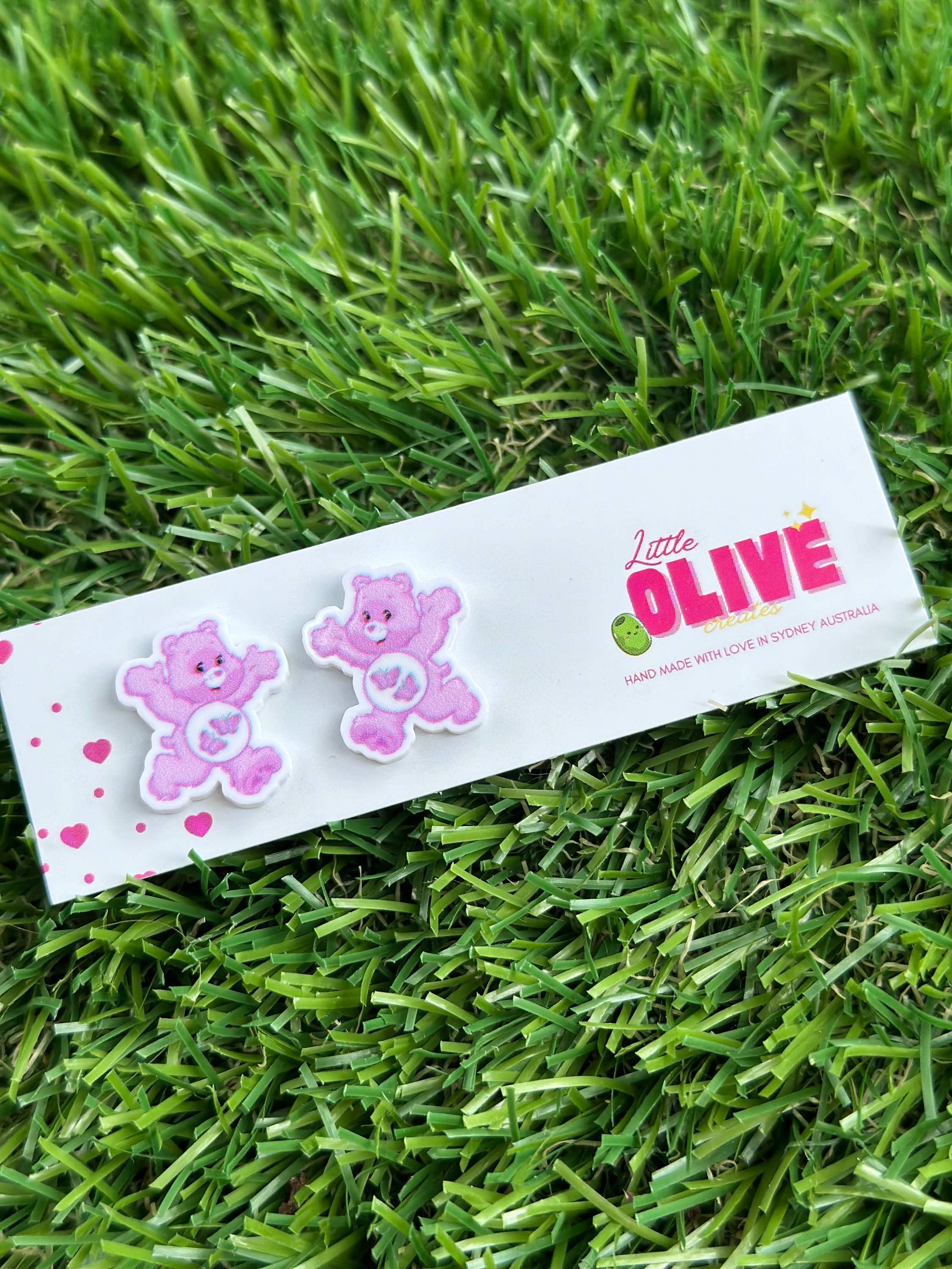 Little Olive Creates - Wholesale Hangende/ronde oorbellen - Sprookjesachtige paarse vlinder Care Bear oorbellen1