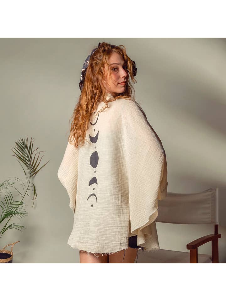 Moa - Wholesale Kimono - Women's - White Crinkle Moon Phases Muslin Kimono Robe / Poncho