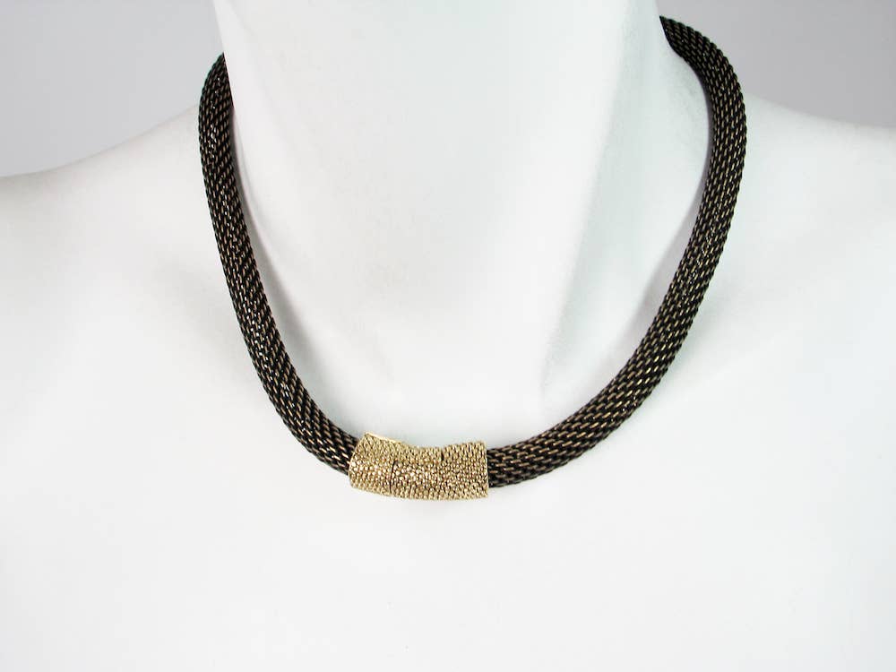 Erica Zap Designs - Vente Collier maille et chaîne - Collier en maille épaisse avec fermoir magnétique texturé2