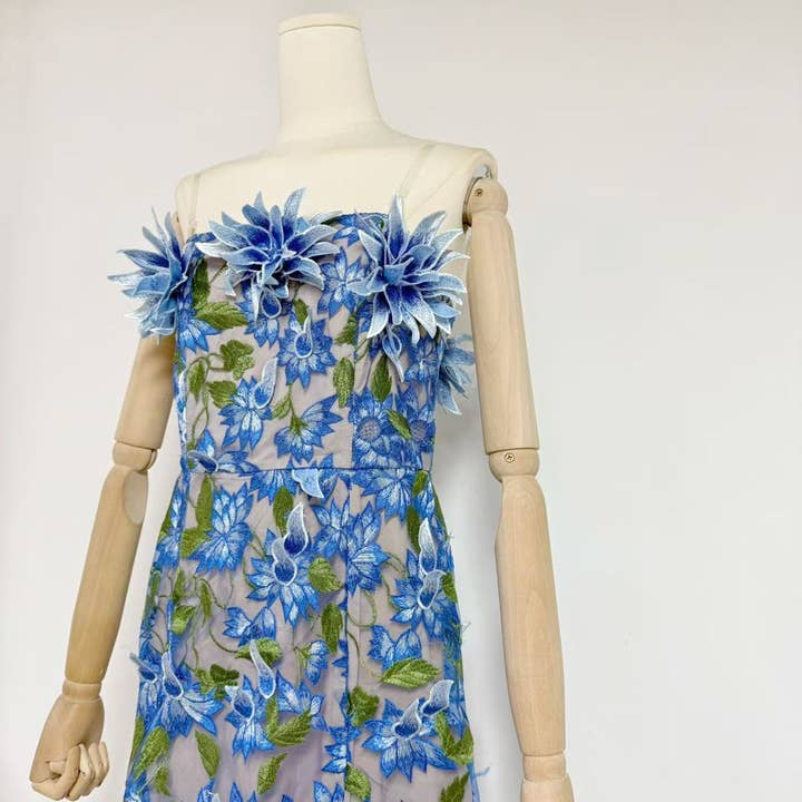 Productseeker - Vente Robe – femme - Robe d'été élégante en maille avec broderie 3D et bustier tube6