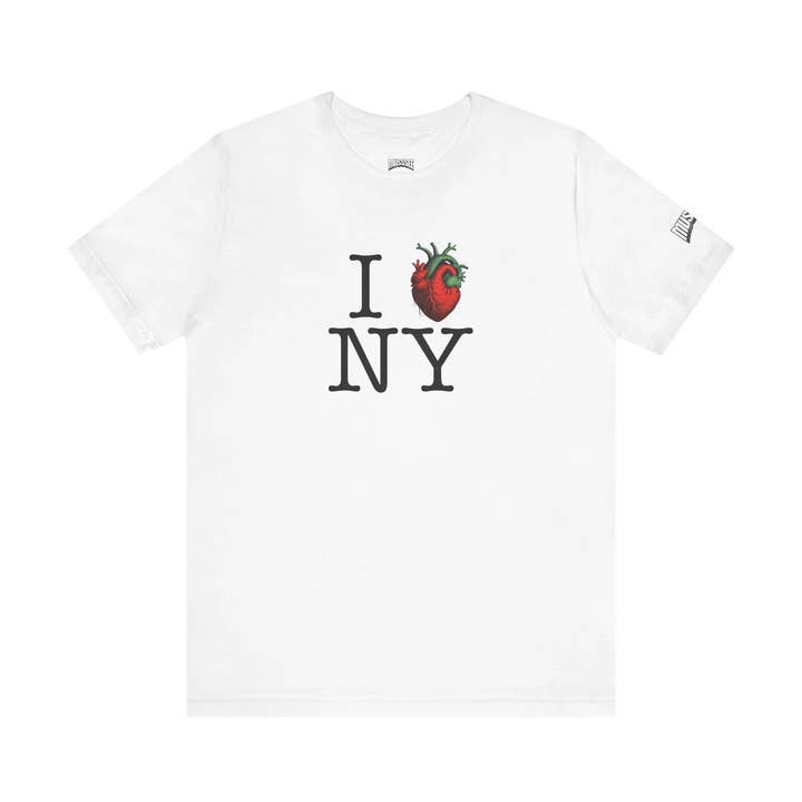 J'adore le t-shirt cœur NY pour la vente par MUSSSEE