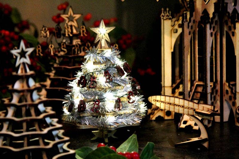 One Man One Garage - Wholesale DIY Craft Kit - Christmas Tree Kit. Miniature Wooden desktop tree. 3D puzzle for the home or office.4