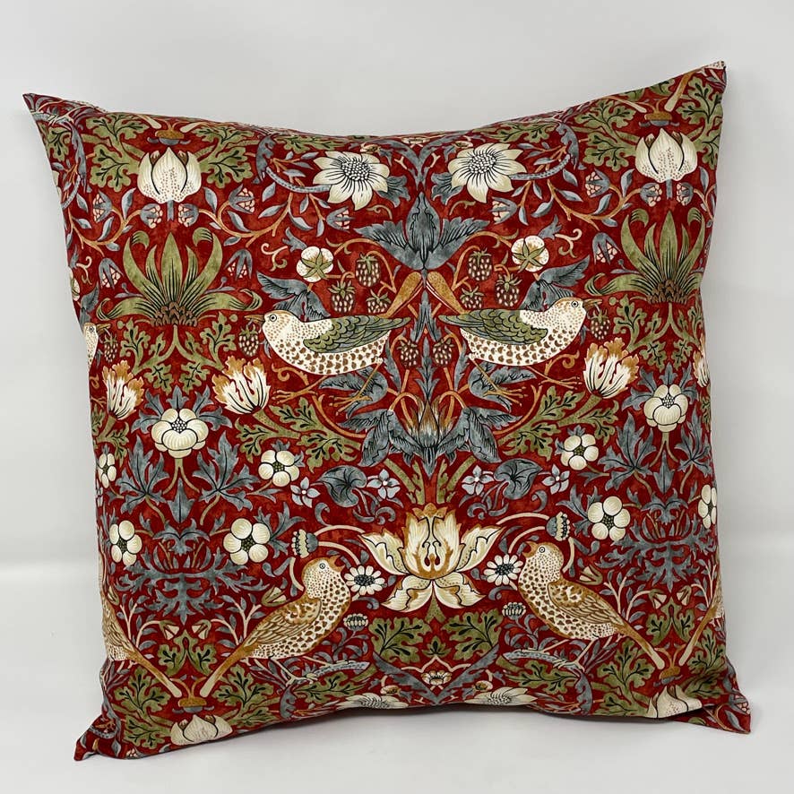 Fait Par Moi – wholesale Cushion set – William Morris Strawberry Thief Design Cushion (Red)0