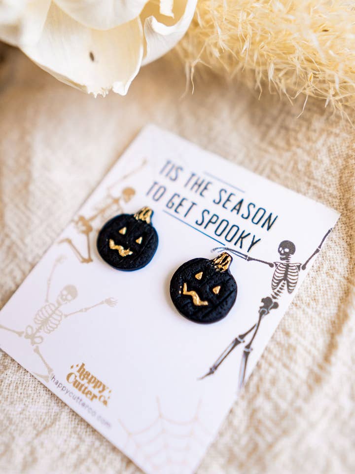 Jolis clous d'Halloween | Clous d'automne en argile Black Jack O'Lantern pour la vente par Happy Cutter Co