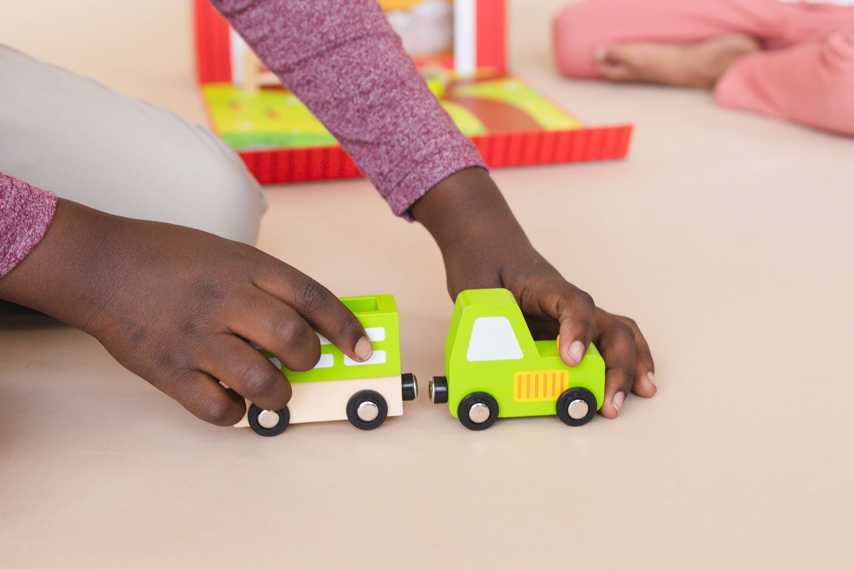 Spirit 'N Sprout - Wholesale Toy Set - Kids - Farm Play Set Lacing Toy5