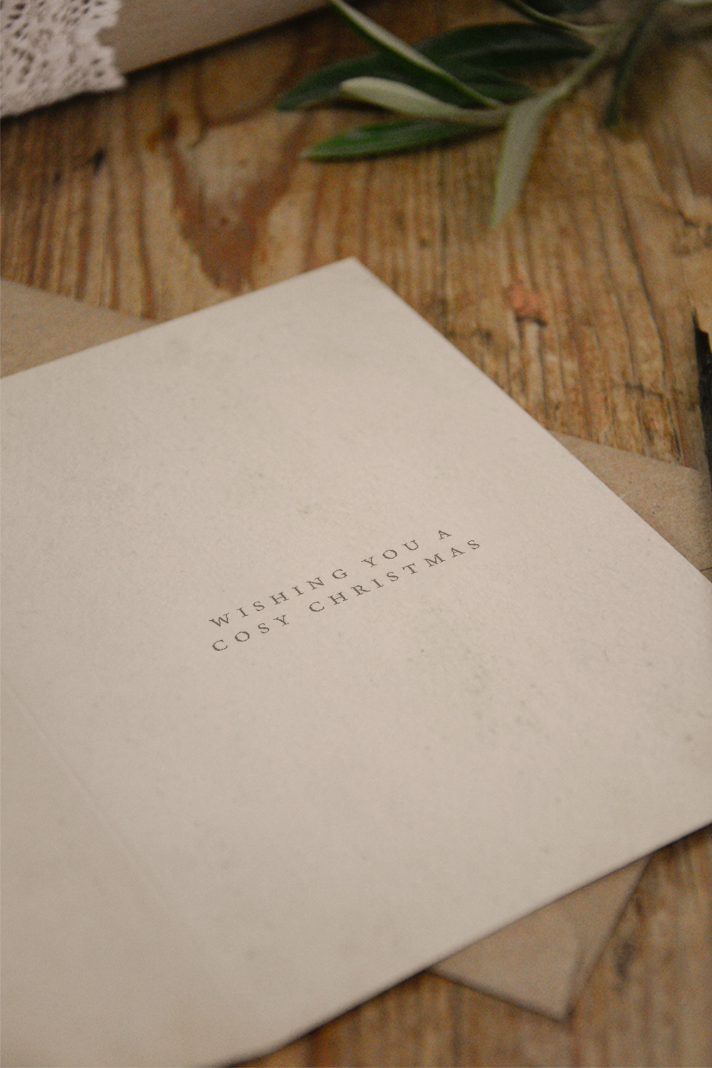 Brooke Marie – wholesale Christmas card – Let's Decorate The Tree Mice - Vintage Finish Christmas Card2