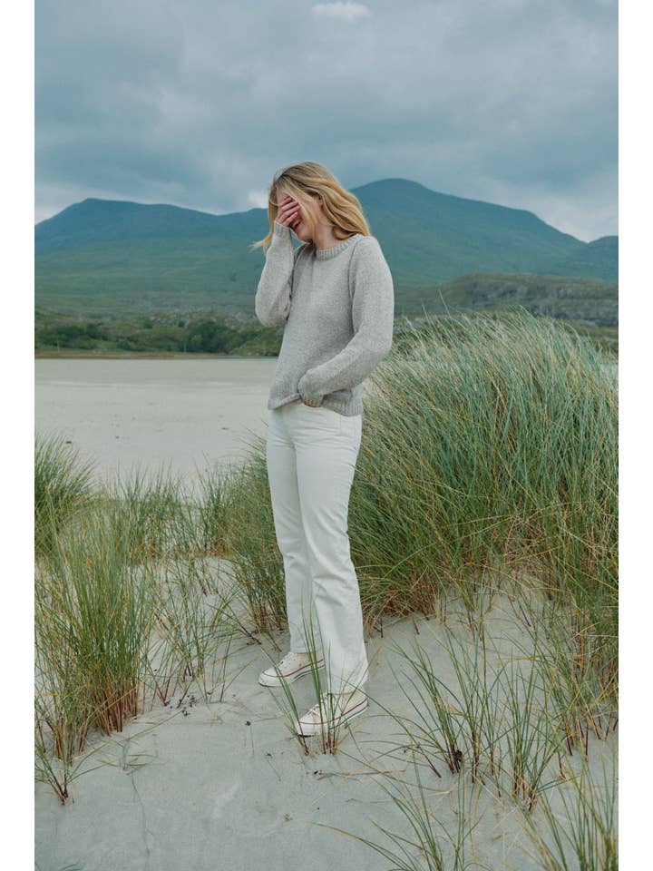 Aran Woollen Mills - Wholesale Knit Sweater - Women's - Aoife Supersoft Merino Crewneck Sweater - Oat3
