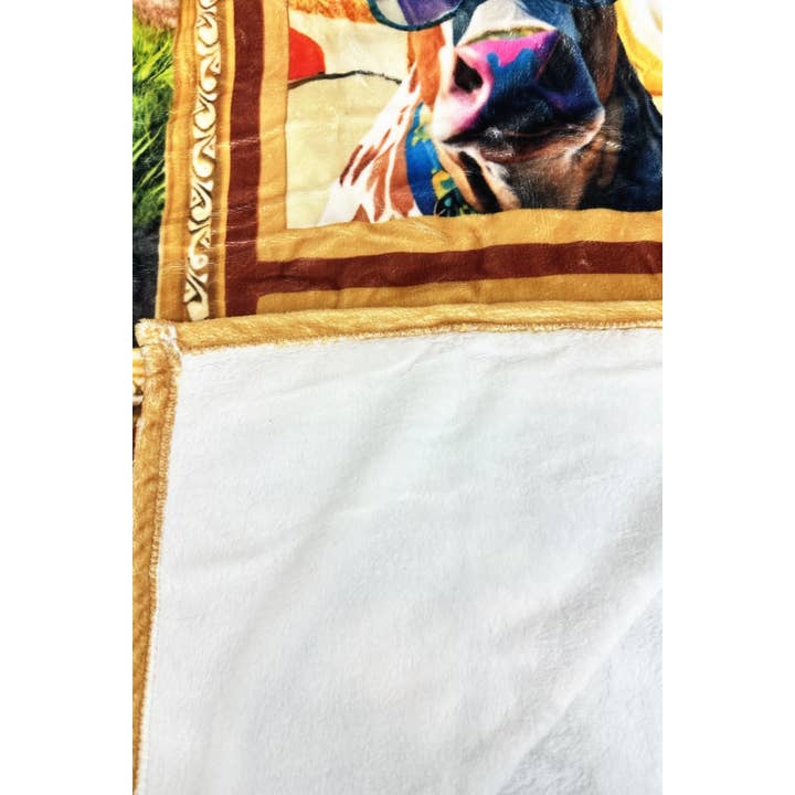 DESHENG ENTERPRISE - Wholesale Throw Blanket - COW PRINT FLANNEL BLANKET 2