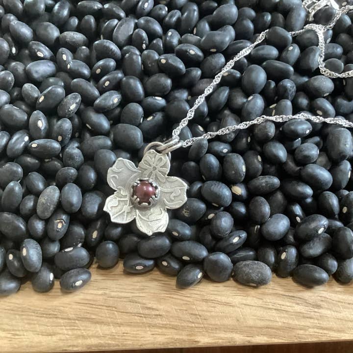 Sterling Silver and Pearl Flower Necklace for wholesale by Mi Dio Jewelry