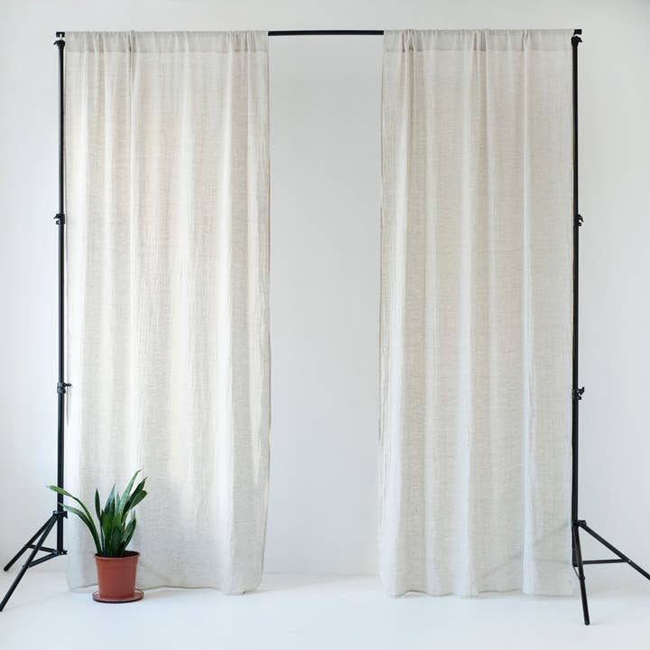 Linen Tales – Großhandel Vorhang – Tagesvorhang-Set aus natürlichem Leinen mit Stangentasche, 2-teilig