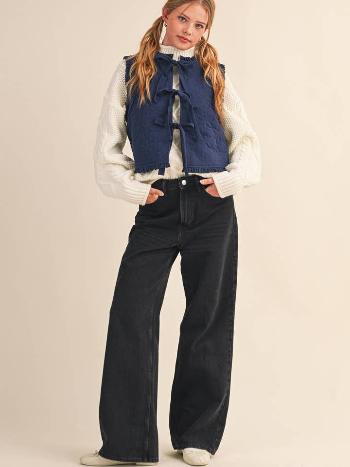 &MERCI - Wholesale Outerwear Vest - Women's - FLORAL QUILTED LACE TRIM BOW TYING VEST MJK411315