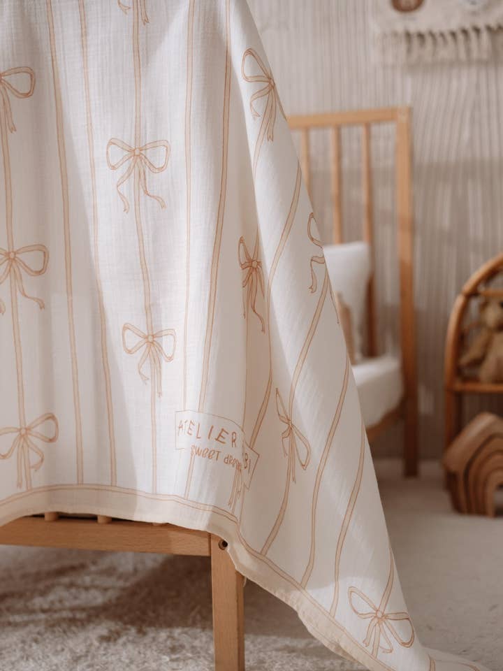 Couverture en mousseline double couche - Ruban/Beige pour la vente par Atelier Babbi