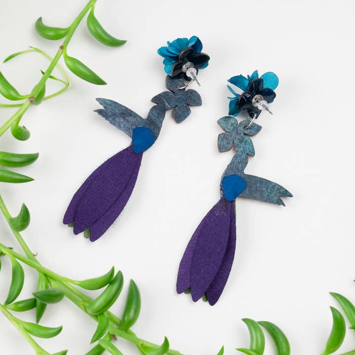 Tulia's Artisan Gallery - Wholesale Dangle Earrings - Hummingbird Earrings - Ruby-Throated LG5