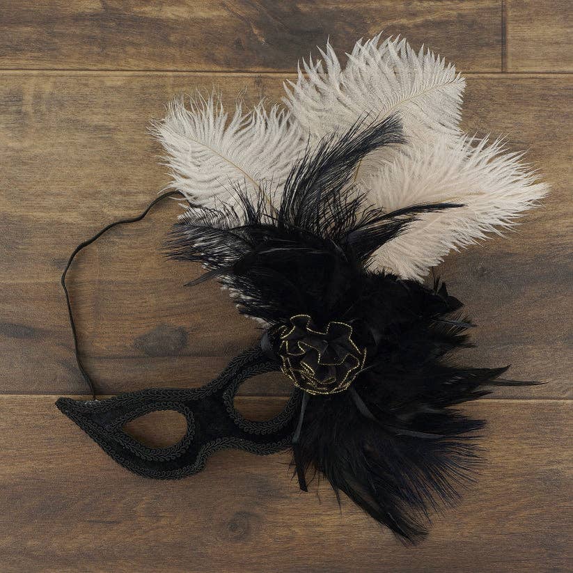 Zucker Feather Products - Wholesale Feathers - Ostrich Feathers 4-8" Drabs - Beige2