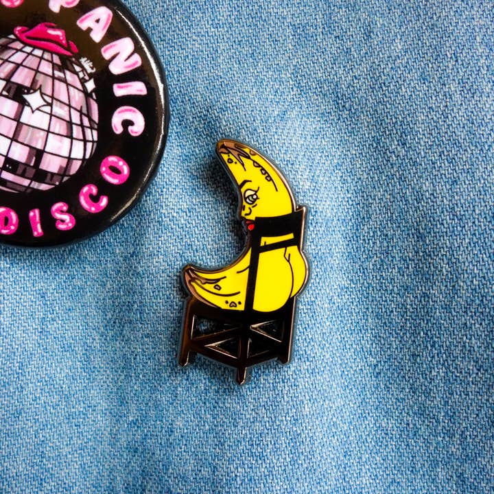 Cheeky Art Studio - Wholesale Lapel Pin/Button - Banana Booty Hard Enamel Pin2