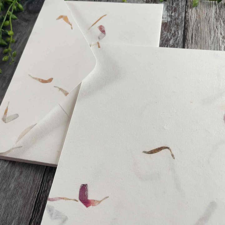 The Natural Paper Company - Wholesale Stationery/Notecard Set - Aster - Floral Handmade Paper and Envelope Set2