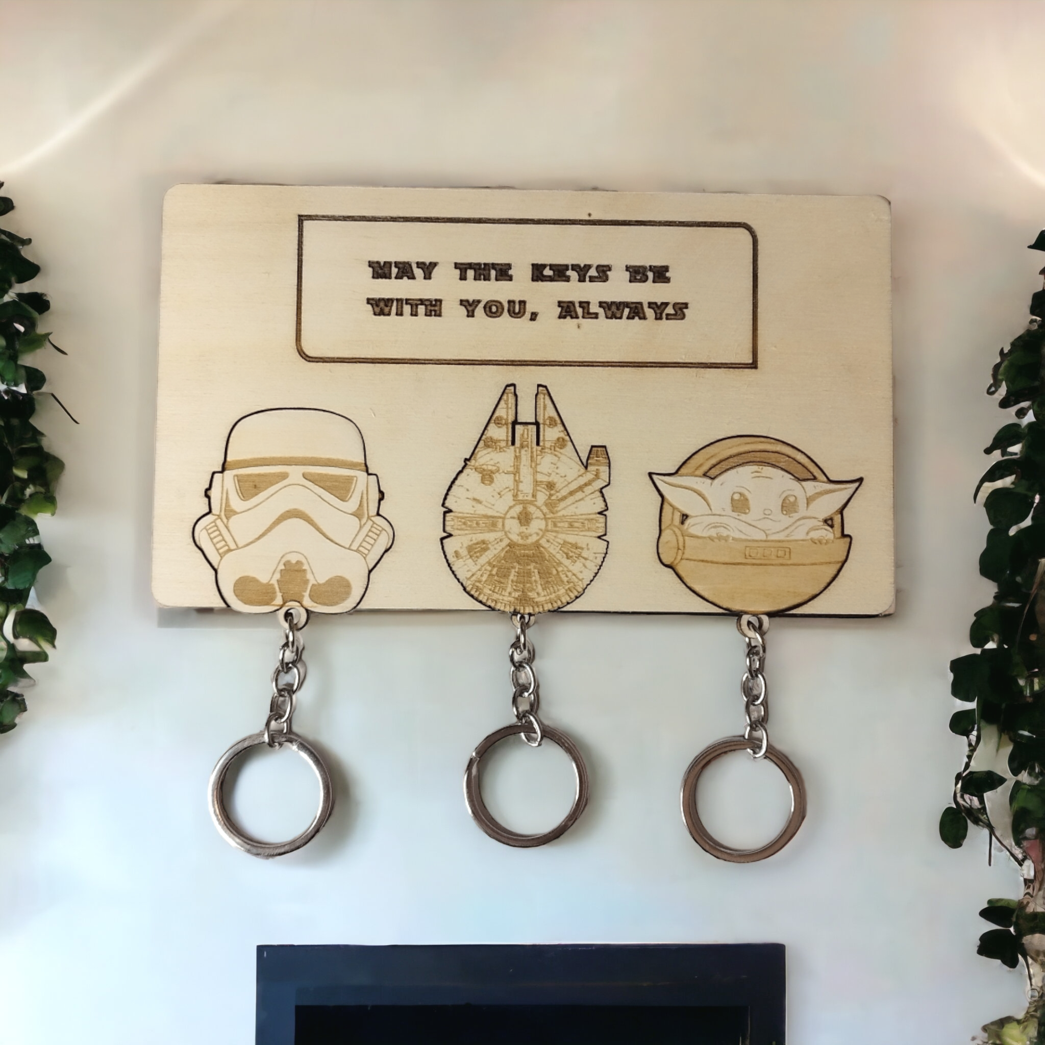 Studio Rima – wholesale Nyckelring - Unisex – Star Wars nyckelring med väggmonterad nyckelhållare – Geek nyckelringar2