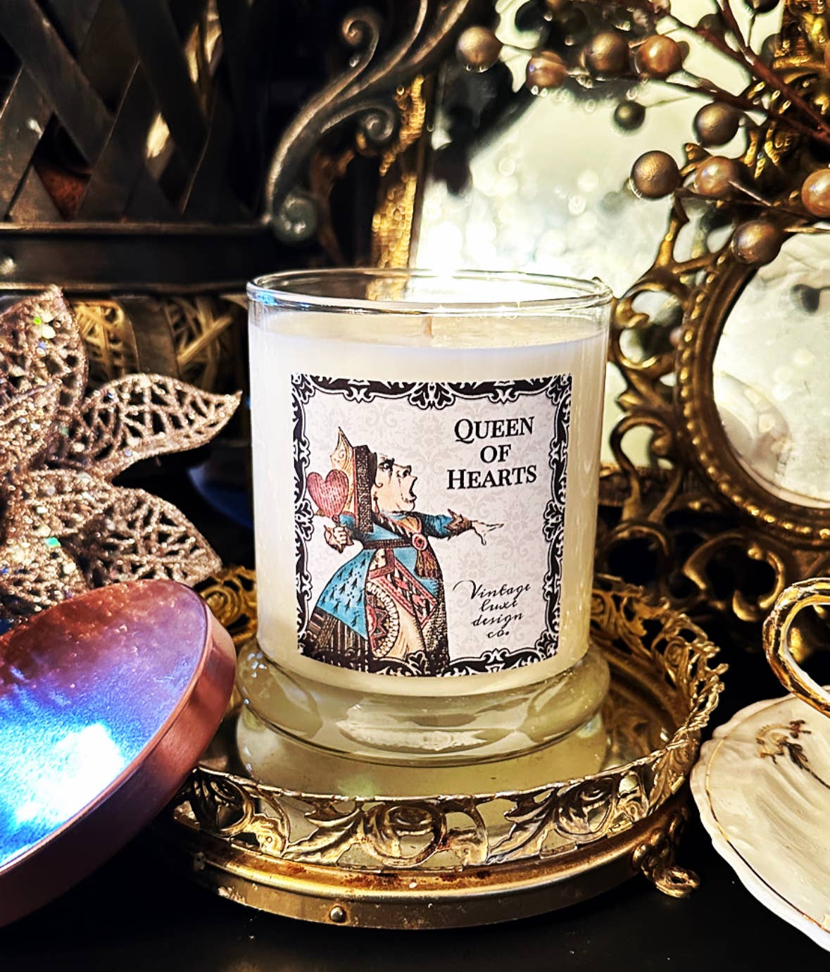 Vintage Luxe Design Co. - Wholesale Jar/Filled Candle - Queen of Hearts Alice Wonderland 10 Oz Soy Wax Candle