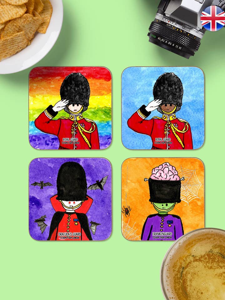 Objets de collection de la Garde royale pour la vente par To Home From London & To Home From Where?