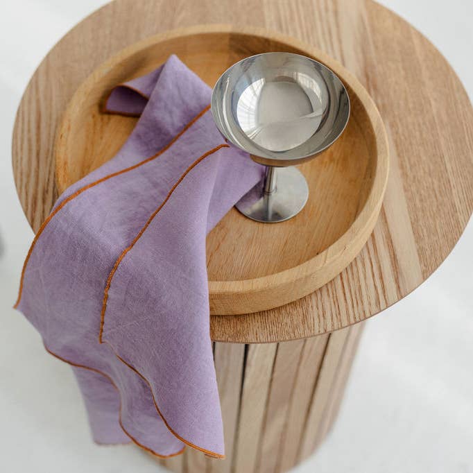 Tovaglioli in lino con dettagli a contrasto Volpe lilla (set di 2) per la vendita all'ingrosso da parte di dodesign